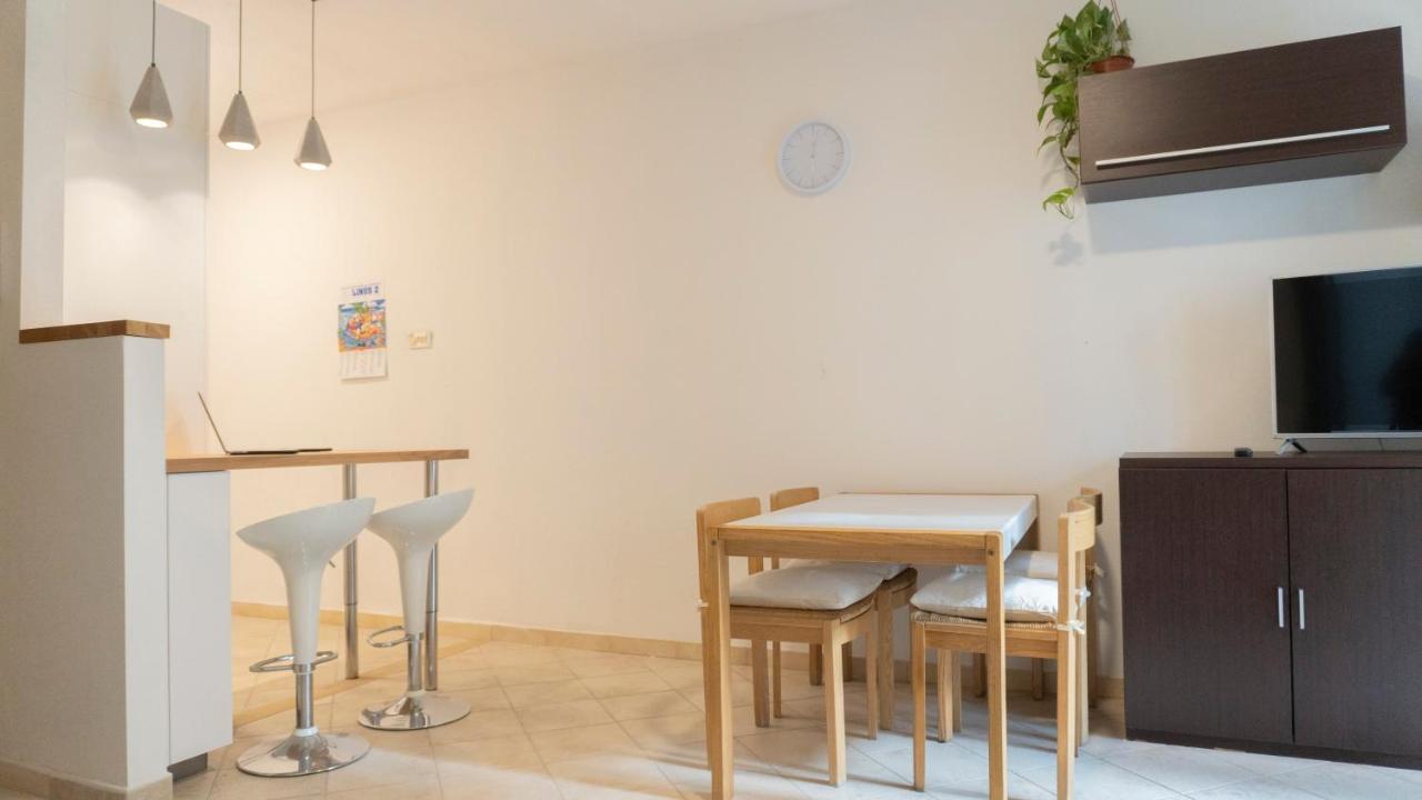 Sa Domu Downtown - Pms Casevacanze ออลเบีย ภายนอก รูปภาพ